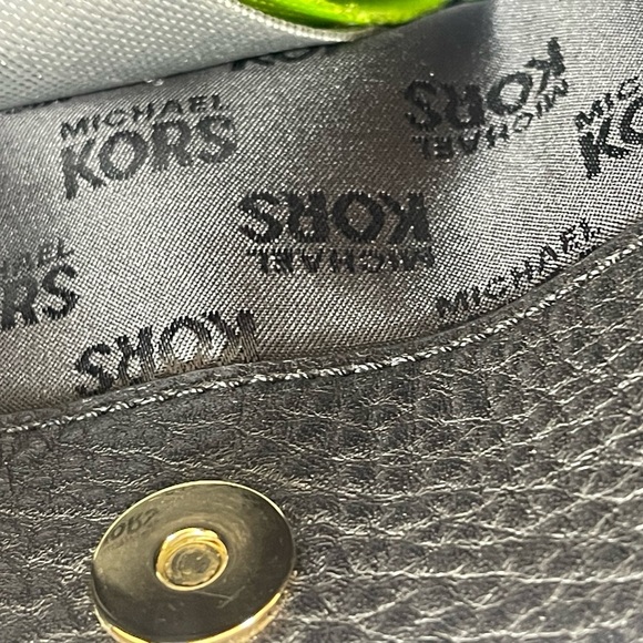 Michael Kors Chain-Leather Handle  Bag - Picture 6 of 12